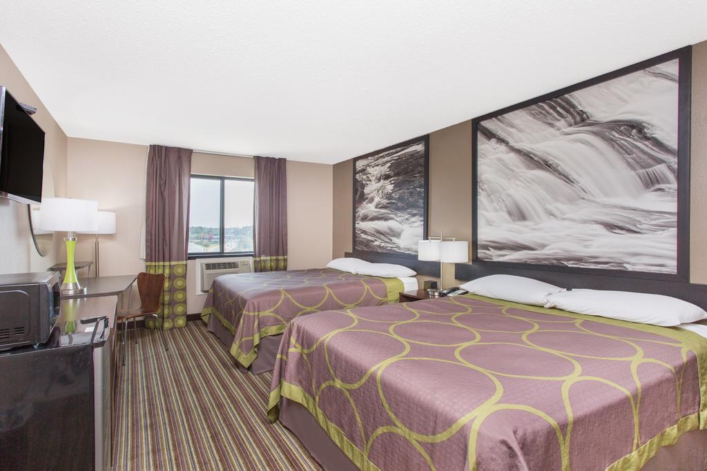 Super 8 By Wyndham Columbus Airport Hotel Exterior foto